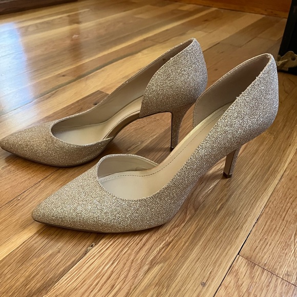 Gold sparkling heels - Picture 2 of 3